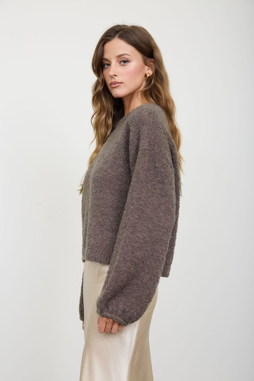 Long Sleeve Fuzzy Knit Pullover Sweater in Mocha