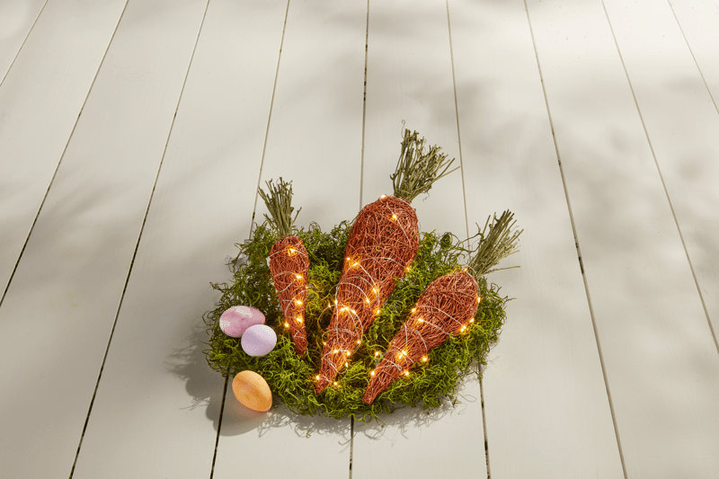 Medium LED woven carrot