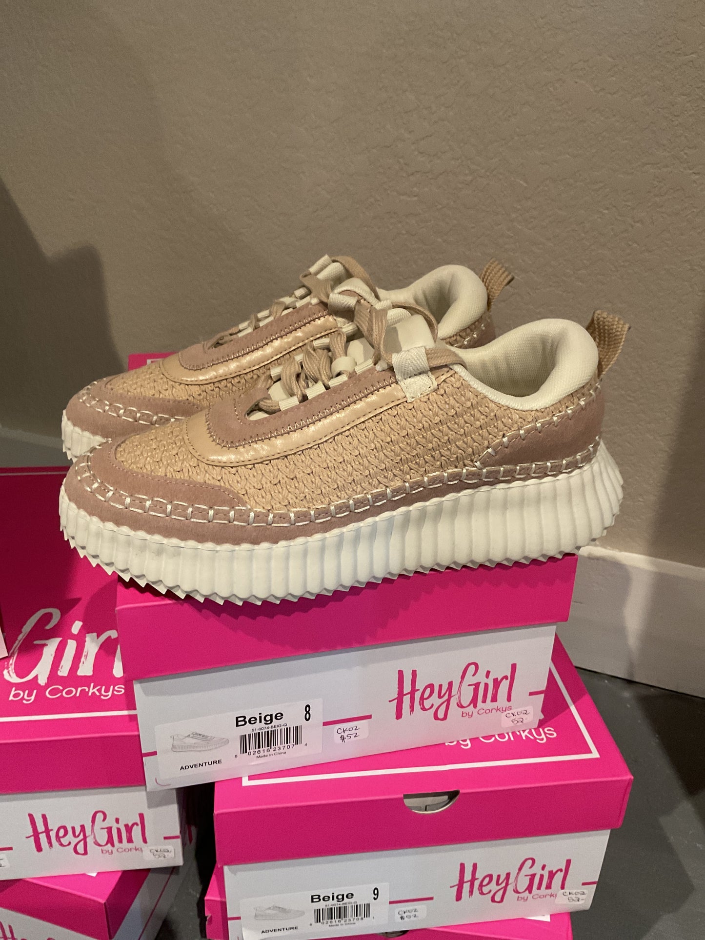 CK02 Adventure Beige Sneakers