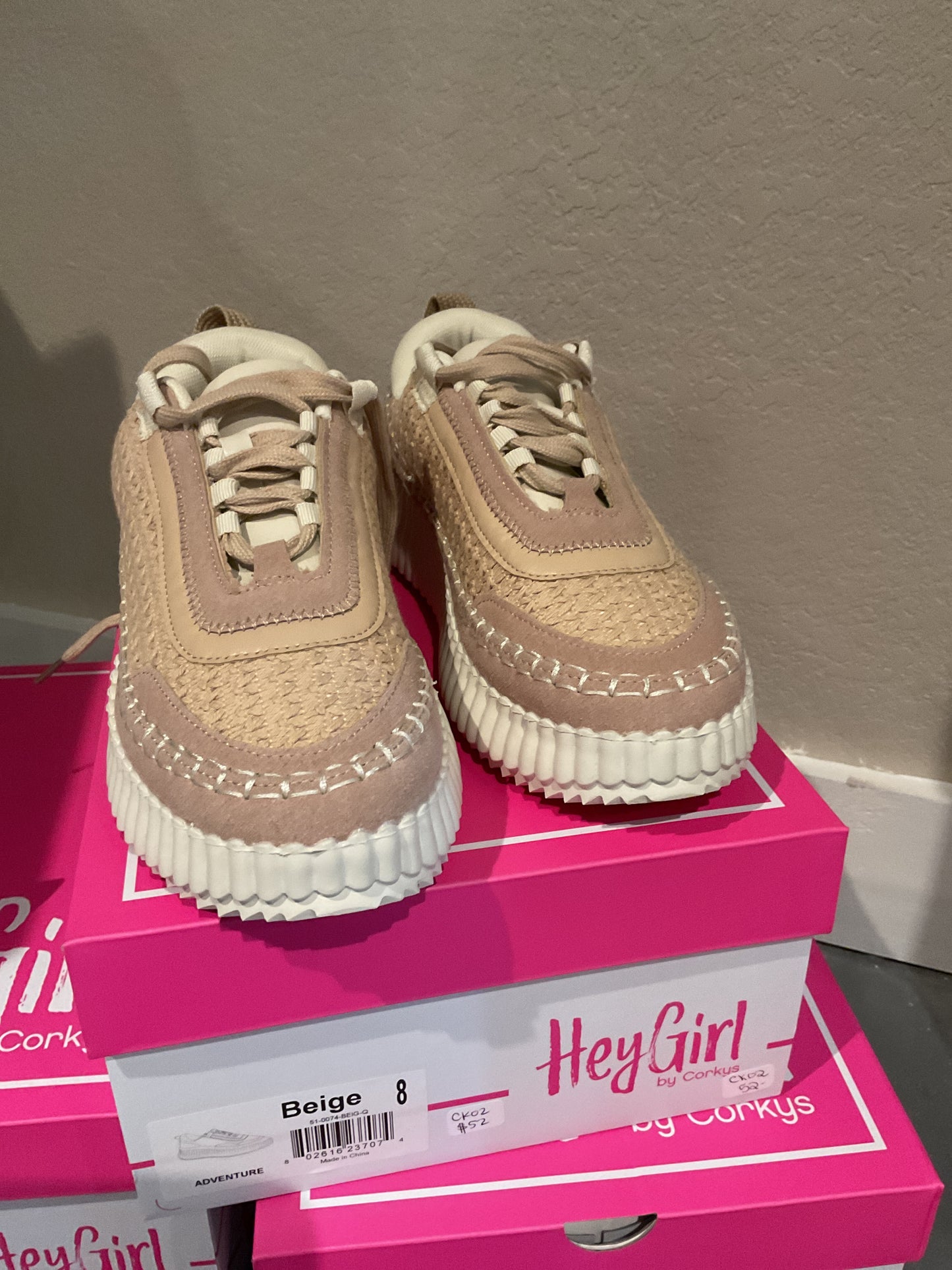 CK02 Adventure Beige Sneakers