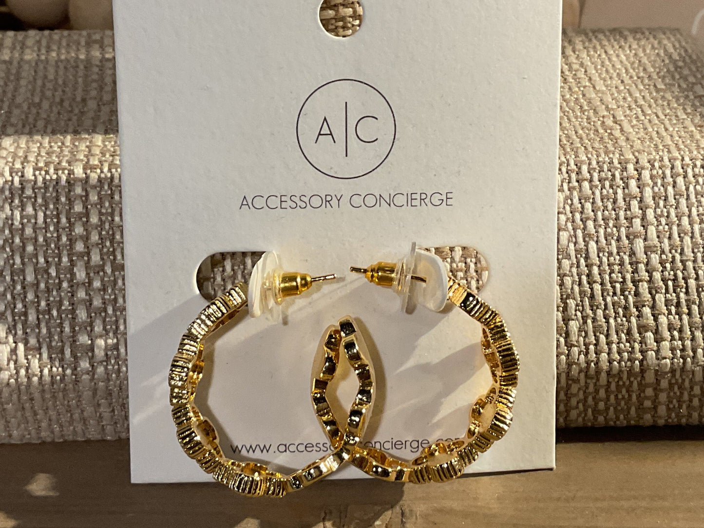AC03 Clover Hoops