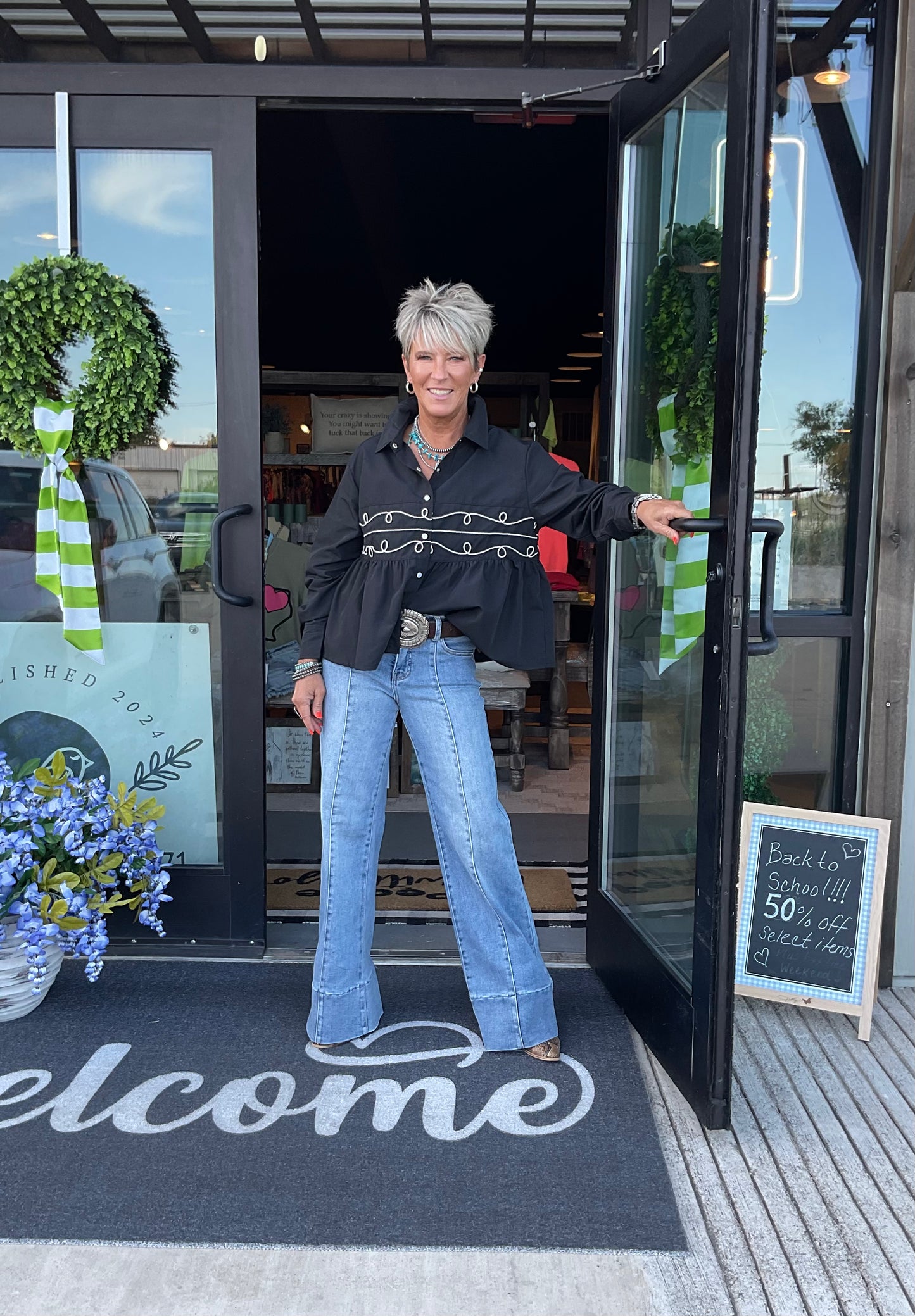 2F00 Long Sleeve Black Babydoll Pearlsnap Top