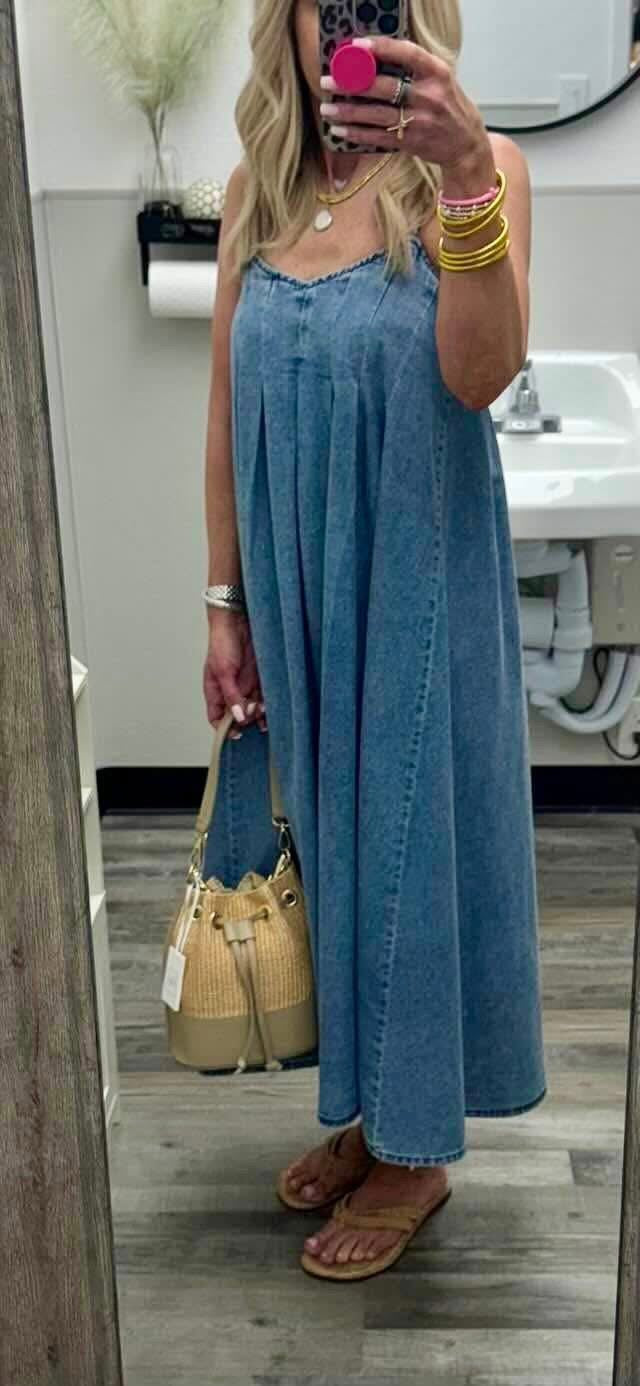 TH55 Pleated Denim Midi Dress
