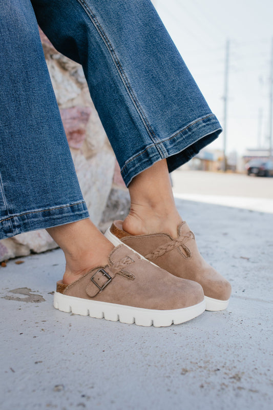 Very G Cali Platform Clogs