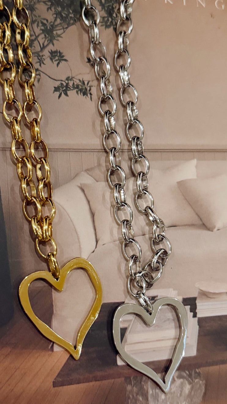 Shelly Open Heart Necklace