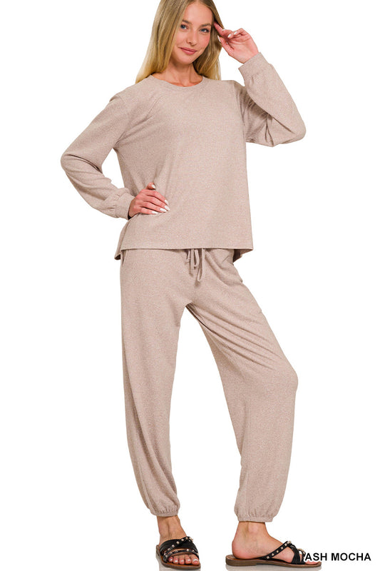 Hacci Lounge Set in Ash Mocha