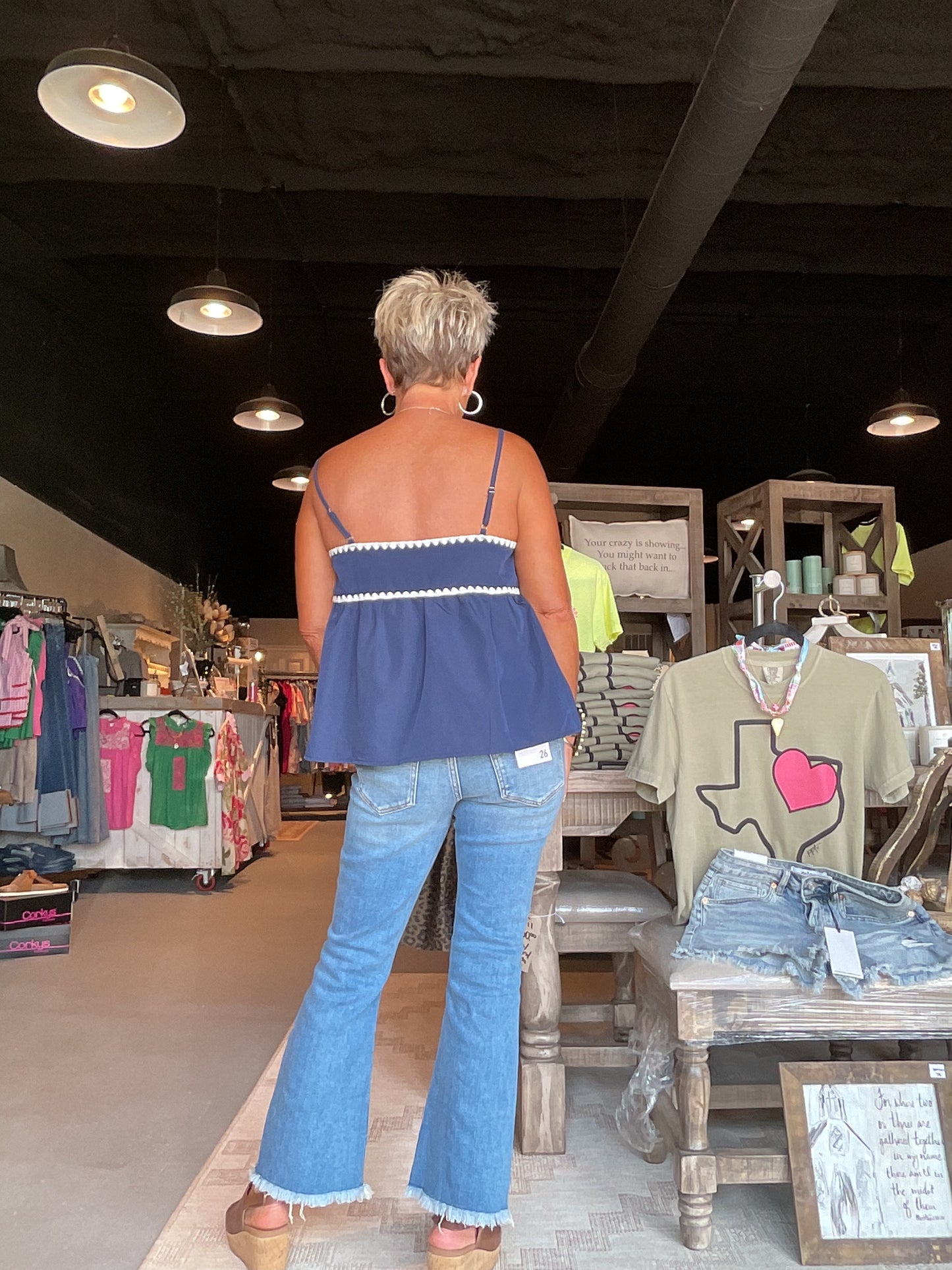 ZN43 Distressed Knee & Hem Stretch Jeans