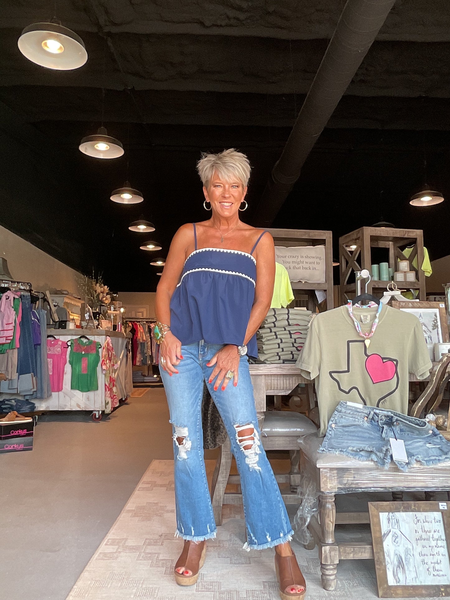 ZN43 Distressed Knee & Hem Stretch Jeans