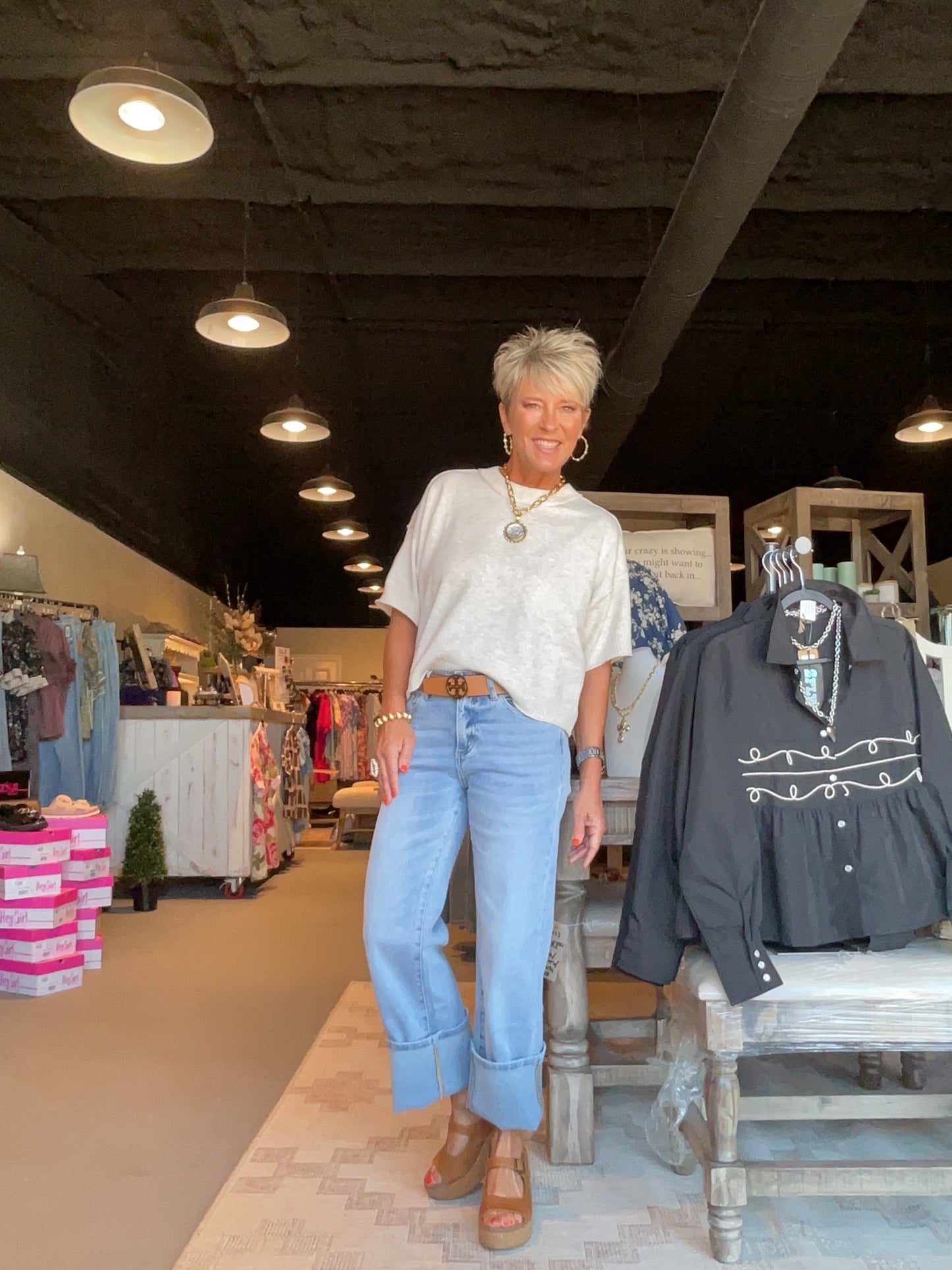 EE26 Sand Color Round Neck Short Sleeve Sweater