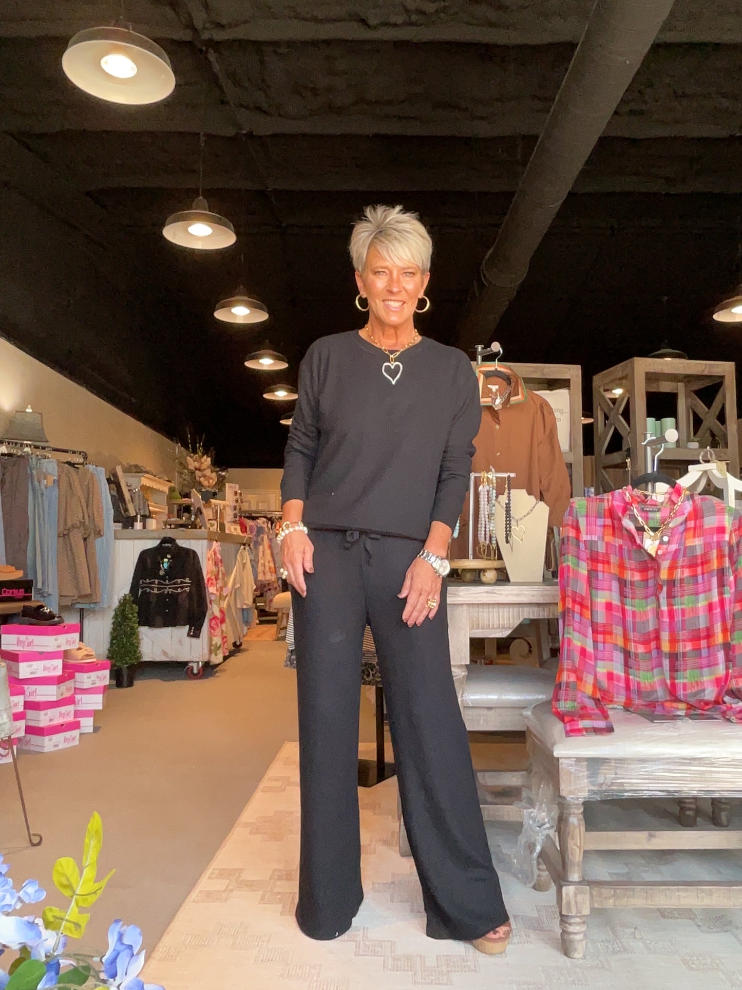 Brushed Waffle Crewneck Top in Black