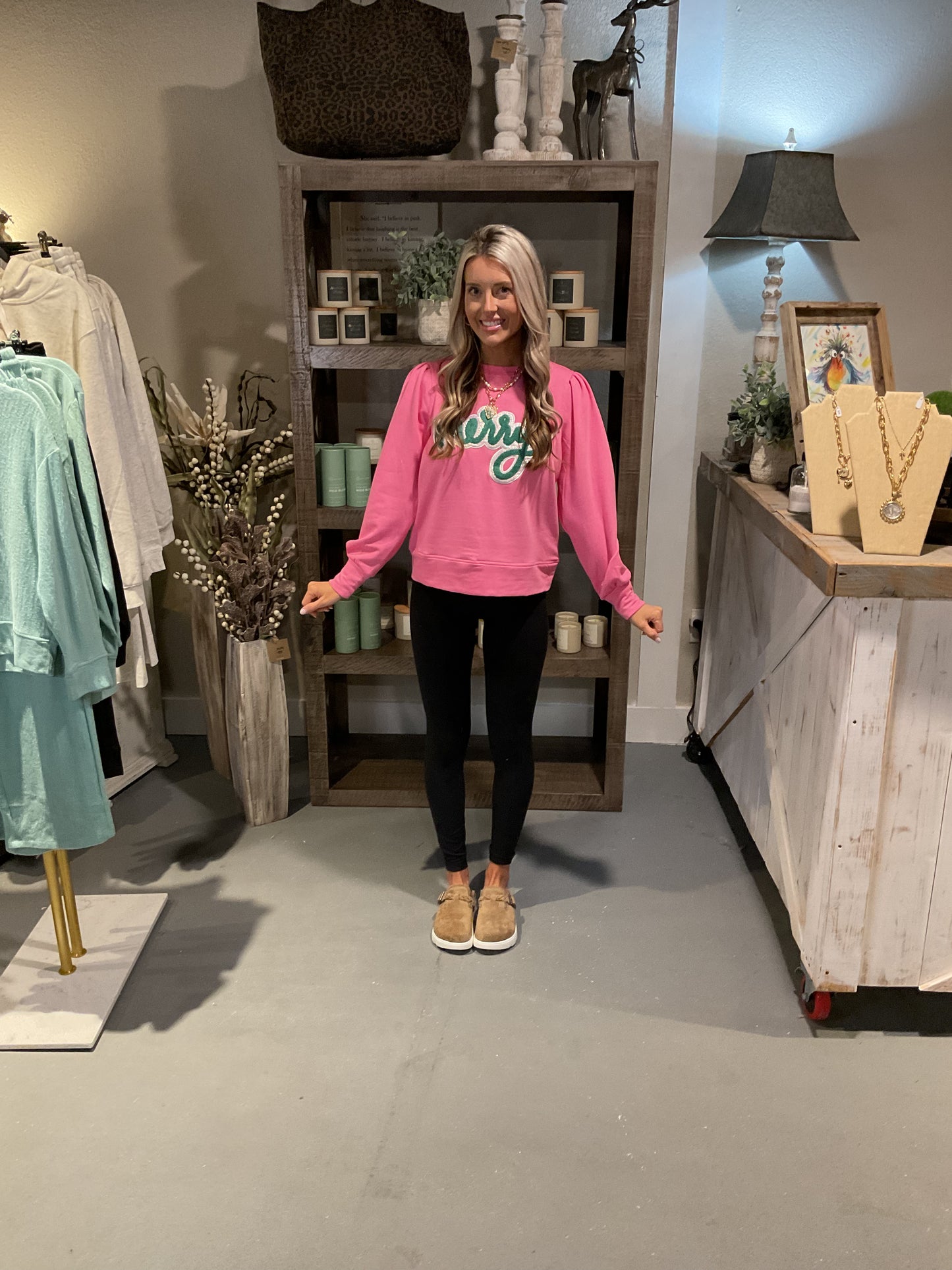 Kelly Sweatshirt Merry Pink by Mary Square