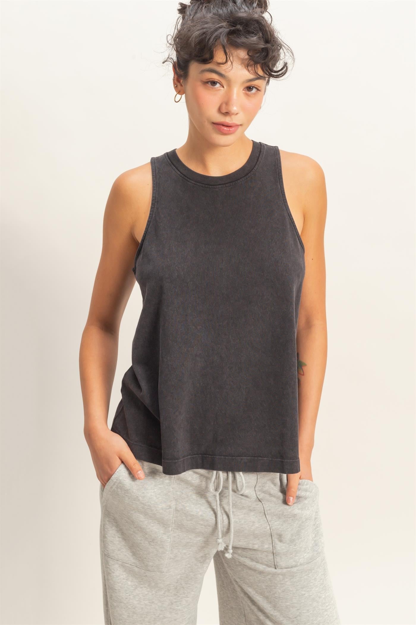 Mineral Washed Tank in Black