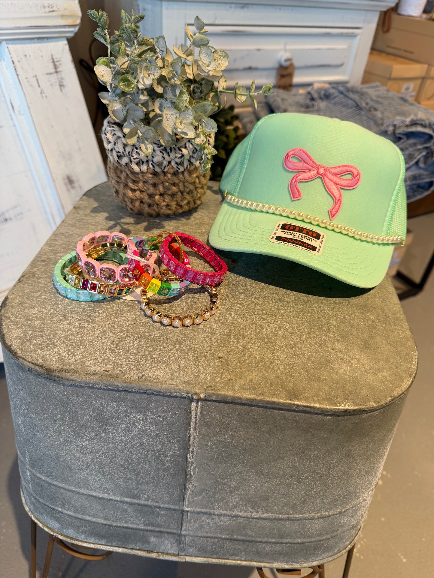 Mint Bow w/Chain Hat